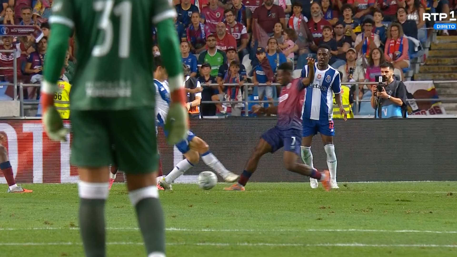 Frame 1 da sequência do lance
