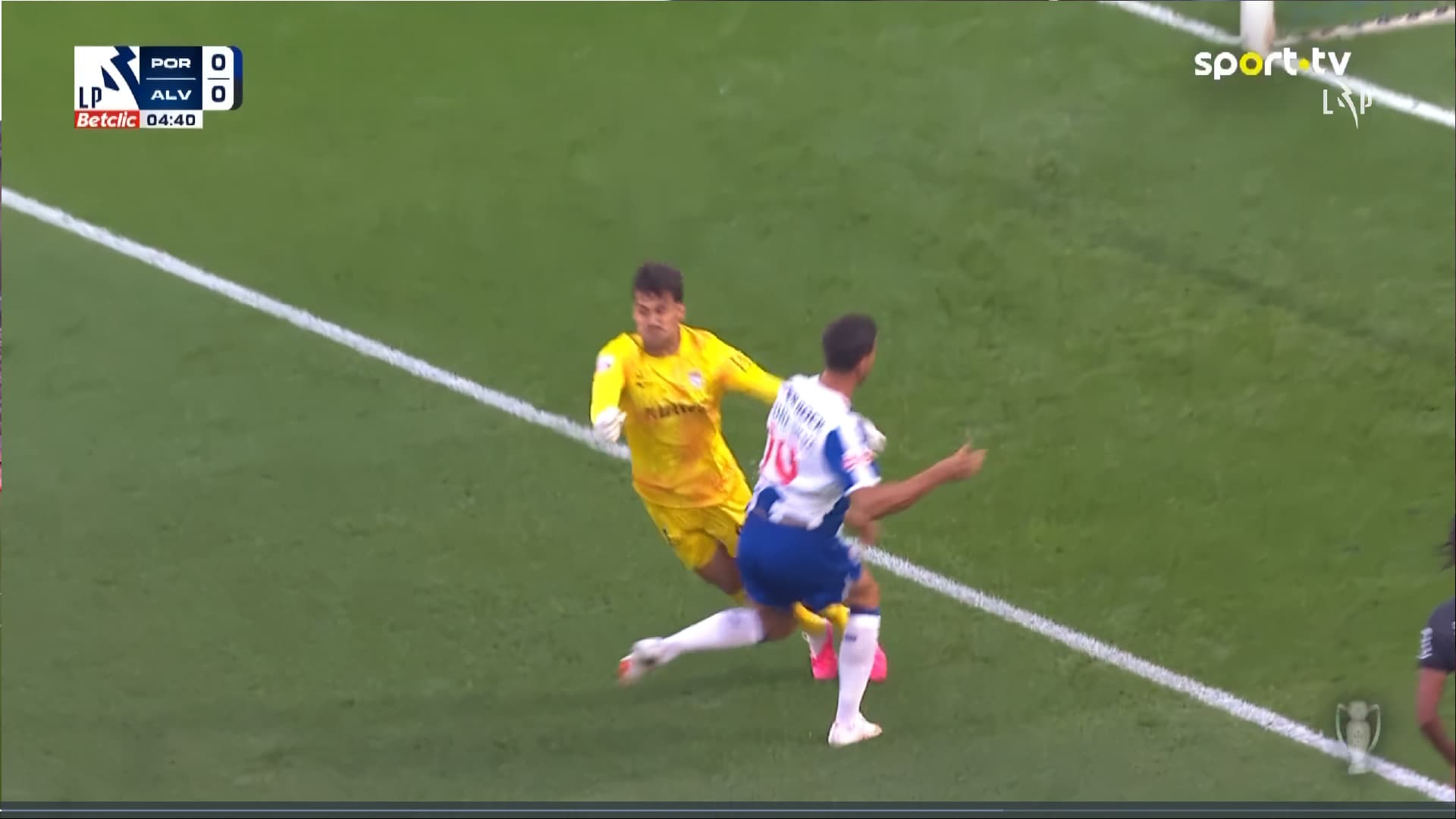 Frame 1 da sequência do lance