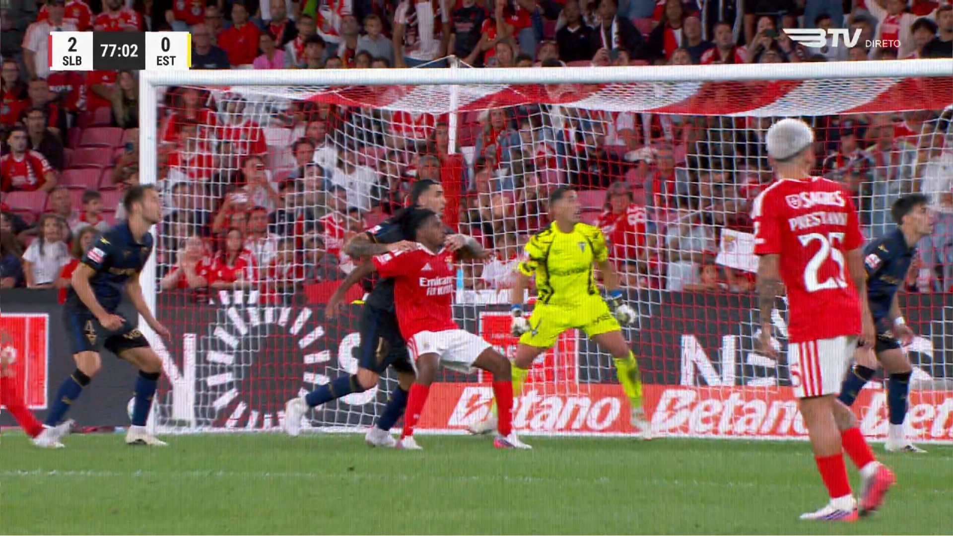 Frame 1 da sequência do lance