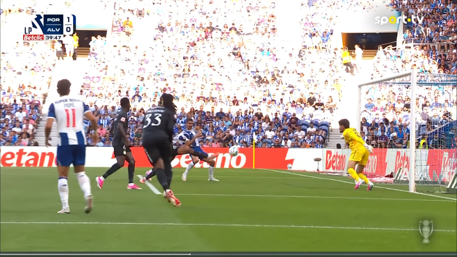 Frame 4 da sequência do lance